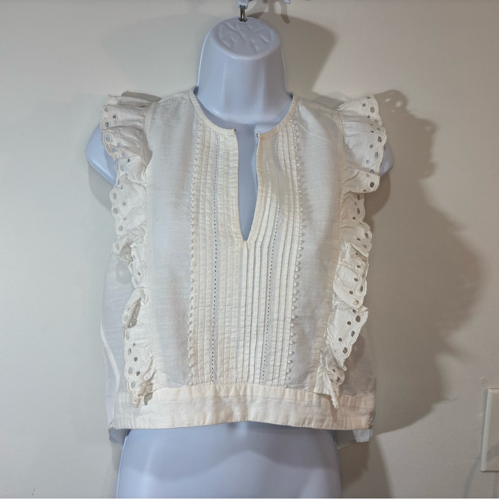 Chic White Ruffled Blouse for Women